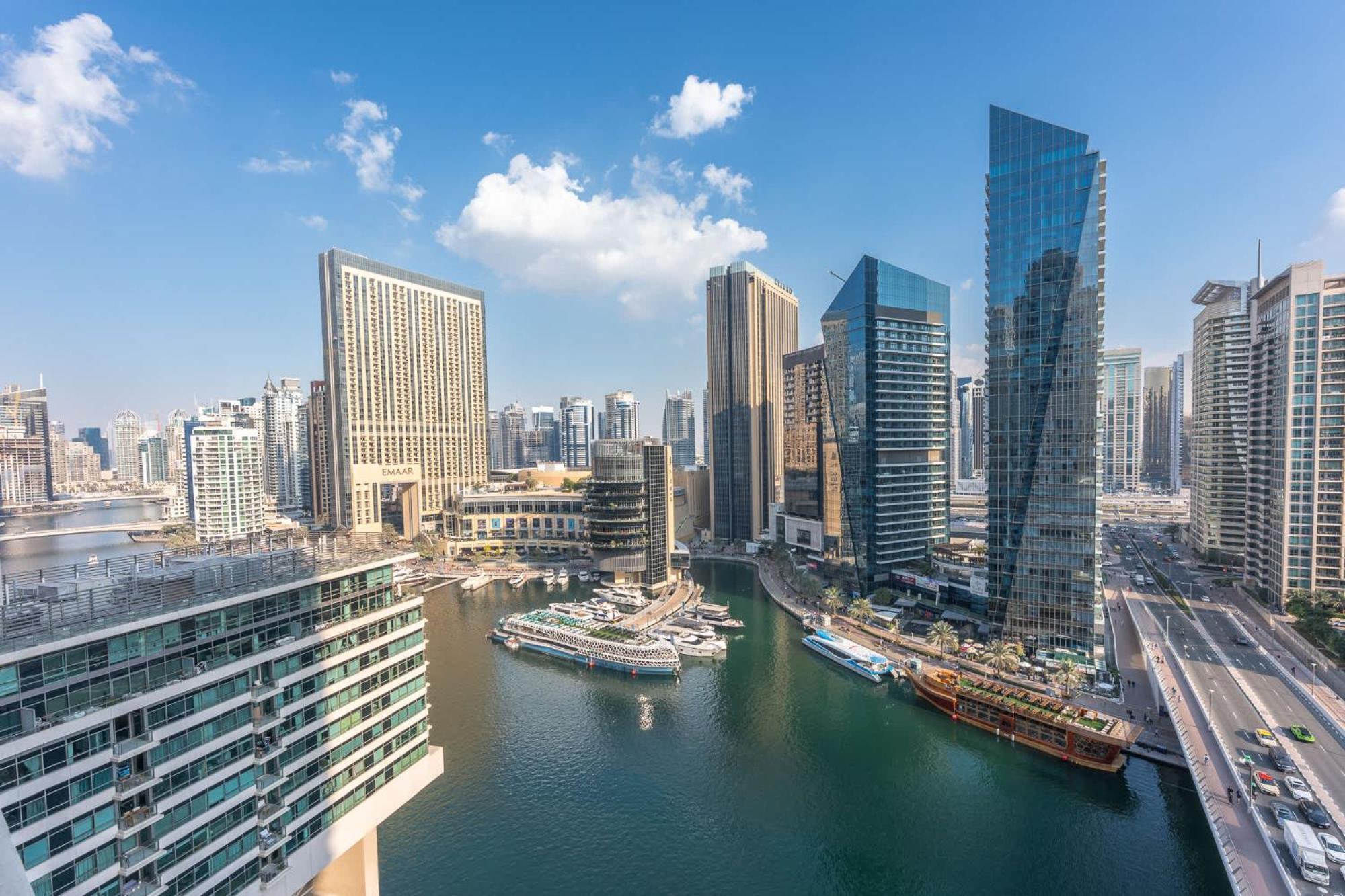 Apartment Bright 2br Marina With Modern Touches Dubai