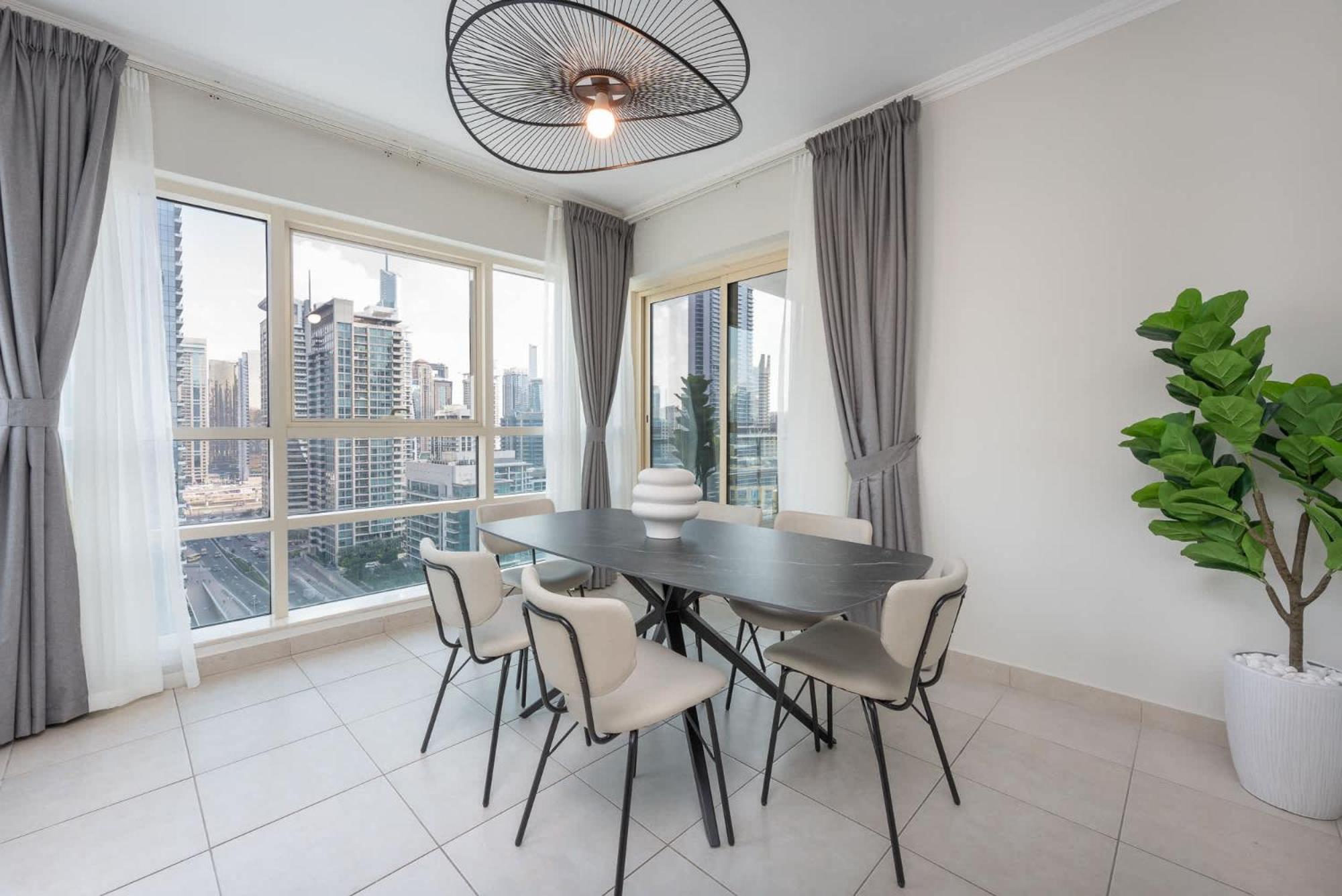 Apartment Bright 2br Marina With Modern Touches Dubai