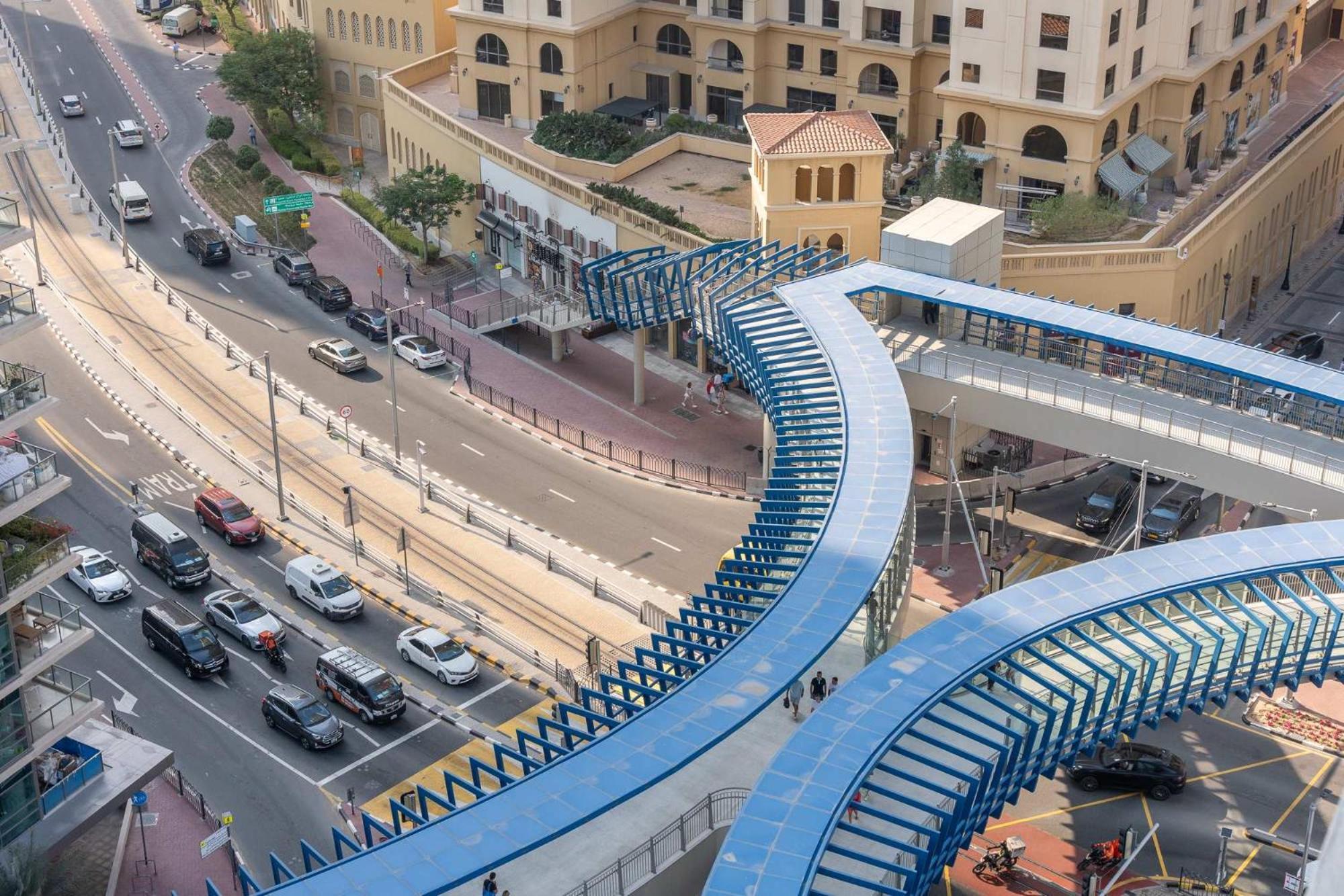 Apartment Bright 2br Marina With Modern Touches Dubai
