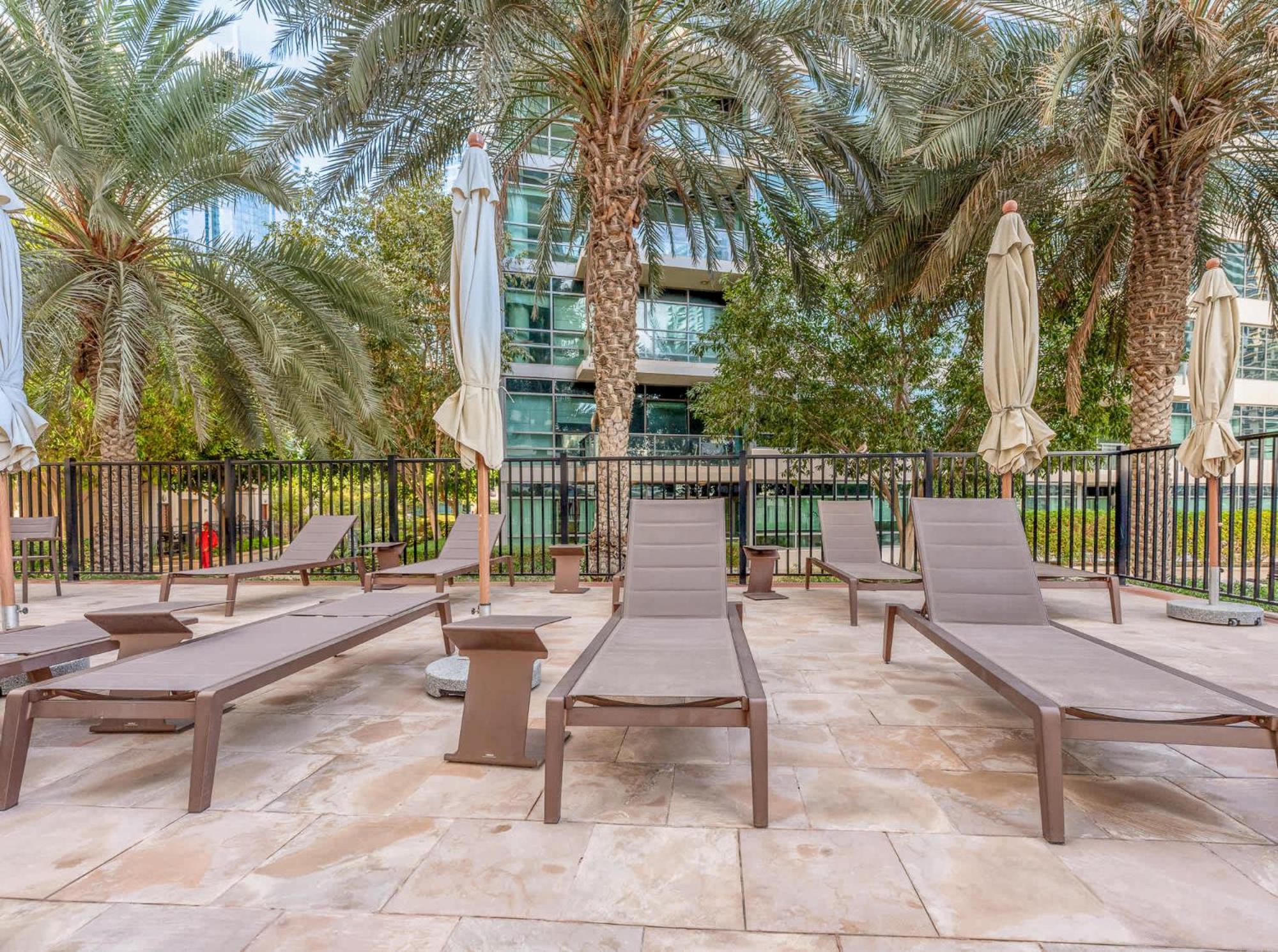 Apartment Bright 2br Marina With Modern Touches *